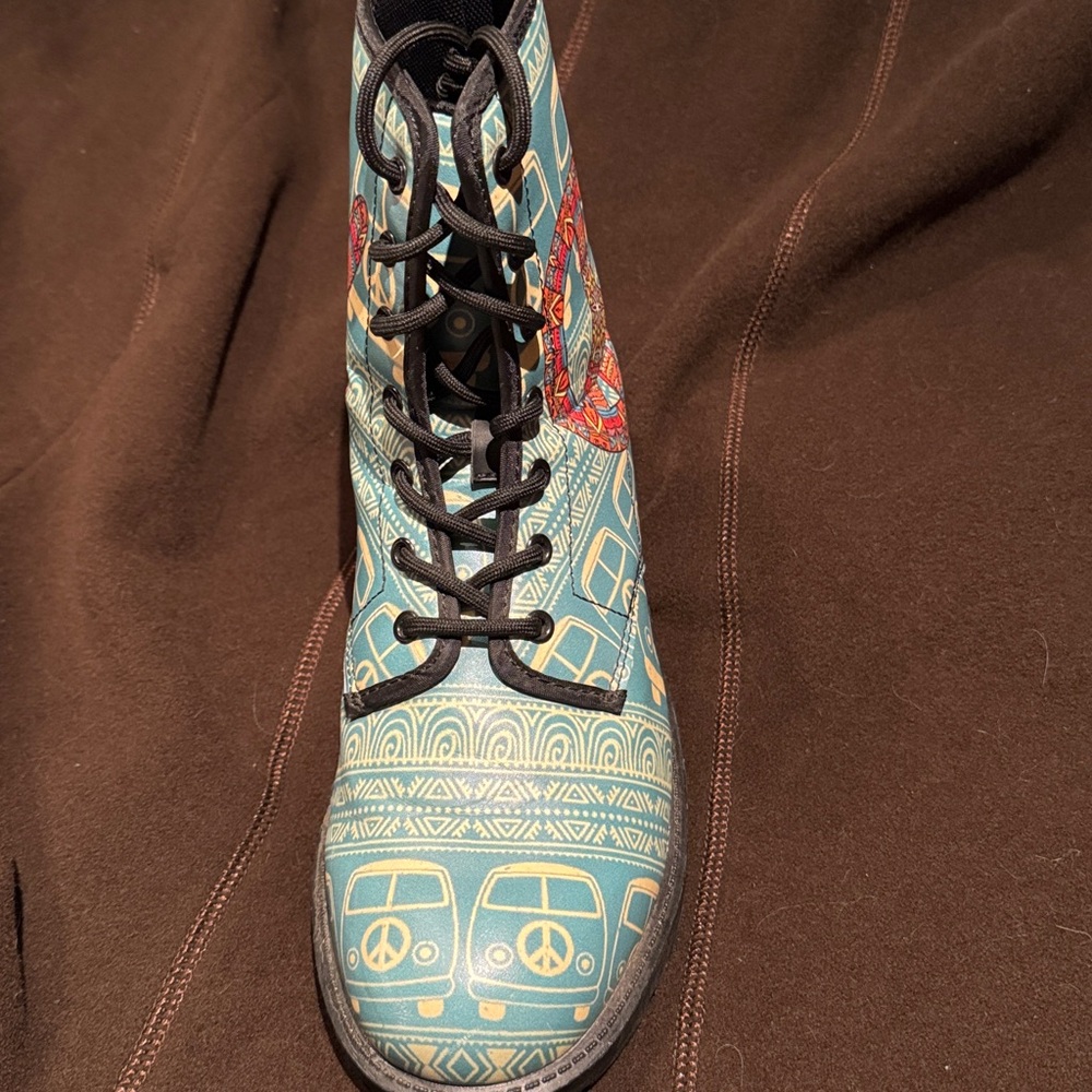 Hippie Van Peace Sign Ankle Boots - Picture 3 of 7